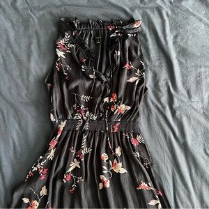 Flowy floral Ann Taylor dress size small petite